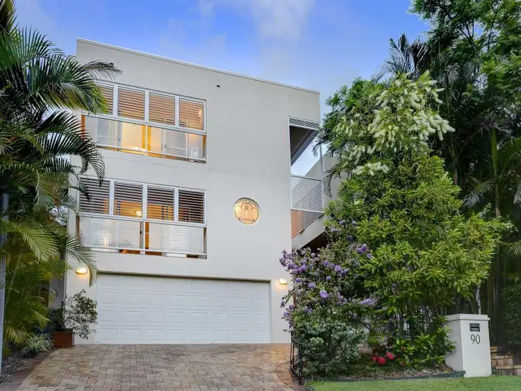 90 Leworthy Street, Bardon QLD 4065