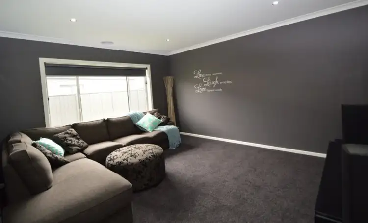 Fifth view of Homely house listing, 15 Nambrok Crescent, Wangaratta VIC 3677