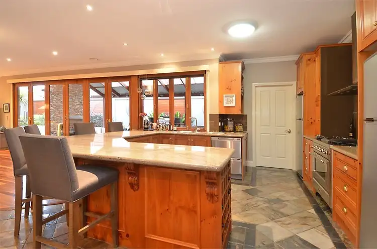 Second view of Homely house listing, 4 Streeton Court, Rowville VIC 3178