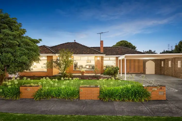 28 Pedersen Avenue, Reservoir VIC 3073