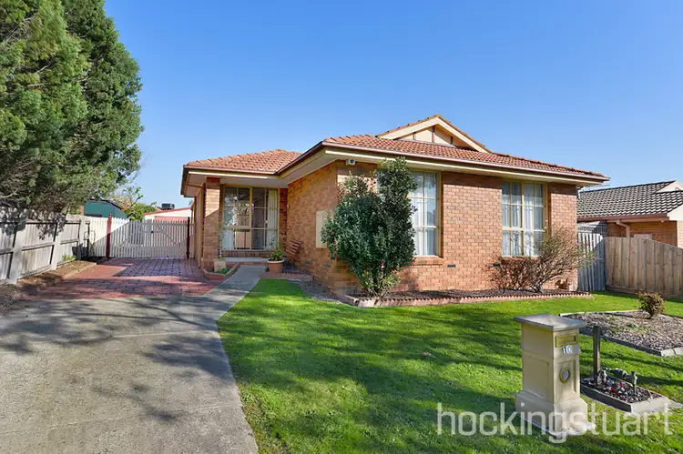 10 Hillman Court, Berwick VIC 3806