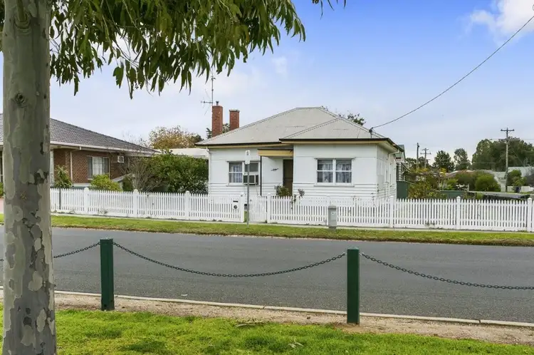 Second view of Homely house listing, 39 Simpsons Road, Eaglehawk VIC 3556