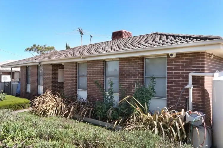 Second view of Homely house listing, 2 Thorpdale Avenue, Coolaroo VIC 3048