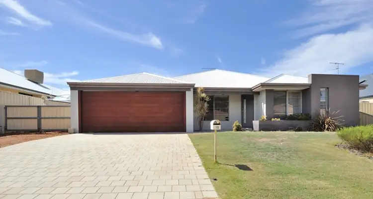 Main view of Homely house listing, 10 Devonshire Retreat, Falcon WA 6210