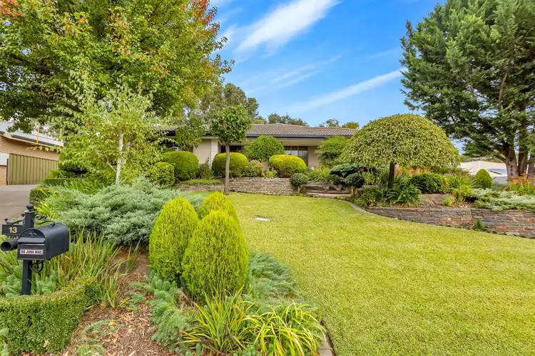 13 Allendale Grove, Woodside SA 5244