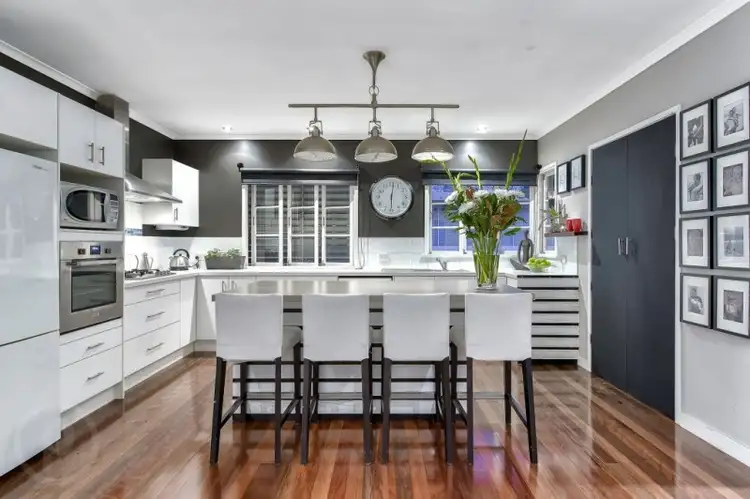 15 Benyon Street, Wavell Heights QLD 4012