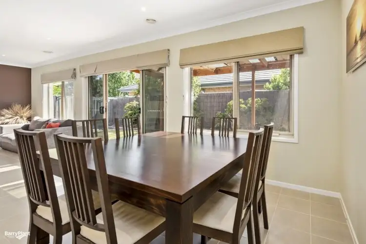 Fourth view of Homely house listing, 2 Greenfinch Court, Williams Landing VIC 3027