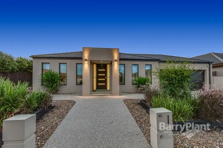 10 Kurow Avenue, Taylors Hill VIC 3037