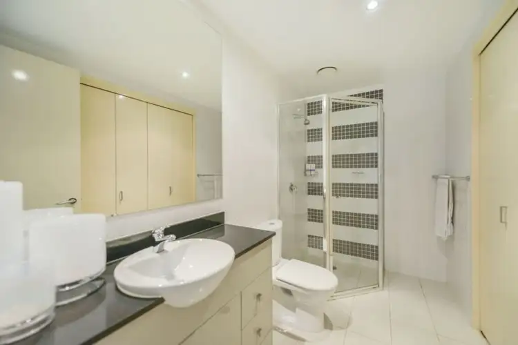 Fifth view of Homely unit listing, 410/3 Como Crescent, Southport QLD 4215