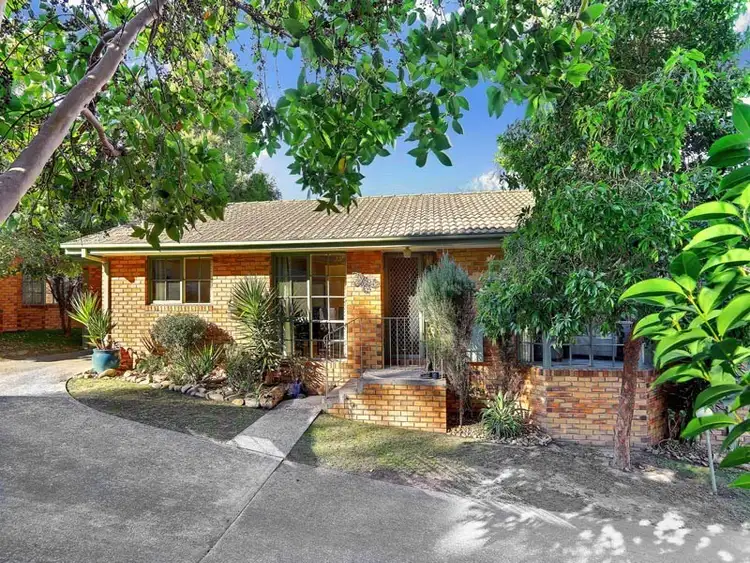 Main view of Homely house listing, 2/32 Montalbo Road, Ringwood North VIC 3134