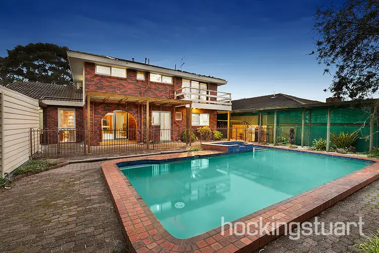 37 Larnook Crescent, Aspendale VIC 3195