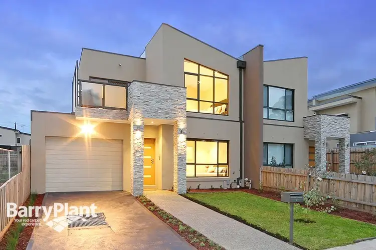 Main view of Homely townhouse listing, 1/7 Stamford Crescent, Rowville VIC 3178
