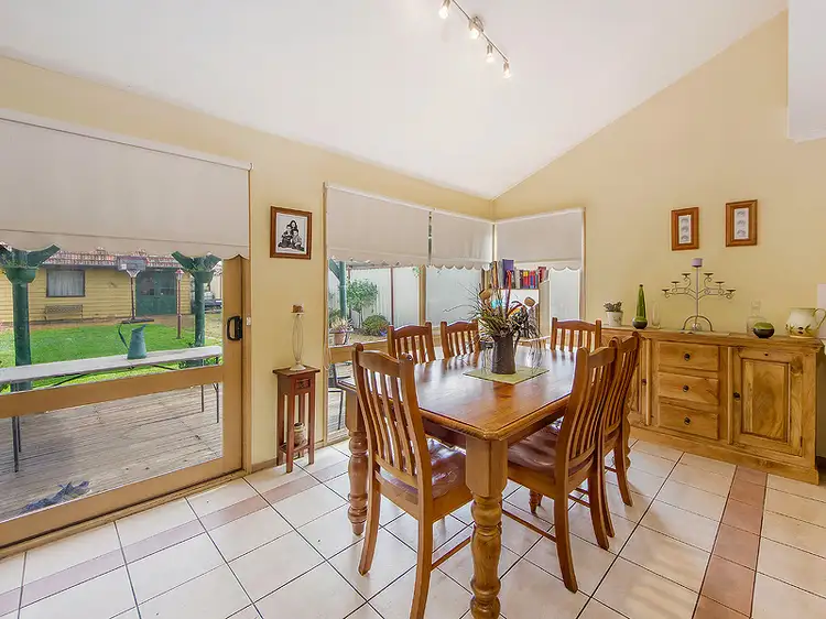 Fifth view of Homely house listing, 14 Kingsley Place, Delahey VIC 3037