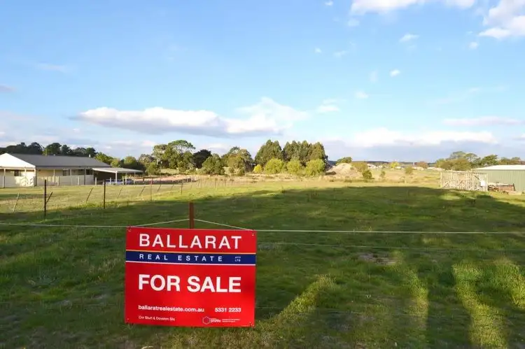 772 Linton - Carngham Road (Main Road), Snake Valley VIC 3351