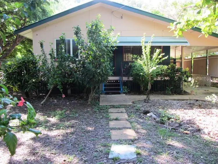 37 McCabe Crescent Arcadia, Magnetic Island QLD 4819