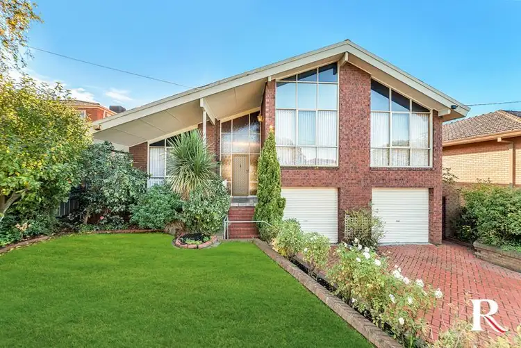18 Neil Street, Bell Post Hill VIC 3215