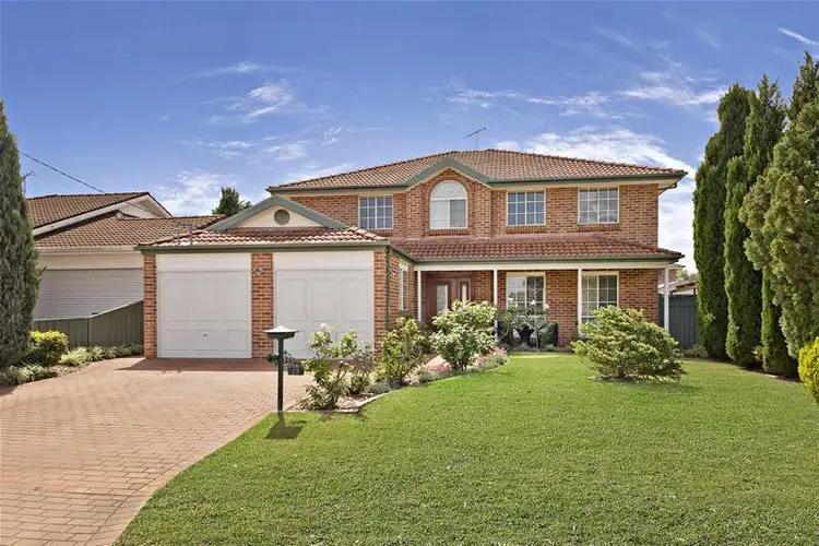 13 Parkview Avenue, Picnic Point NSW 2213