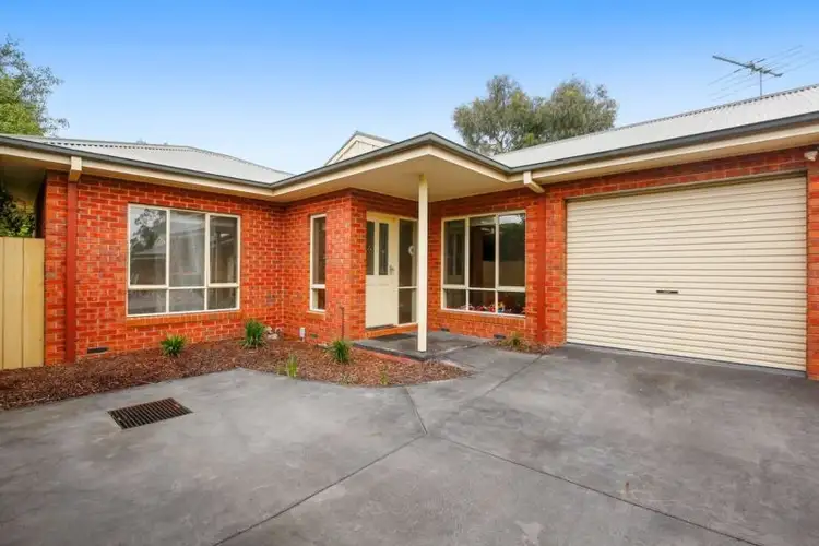 3/6 Swinburne Avenue, Mooroolbark VIC 3138