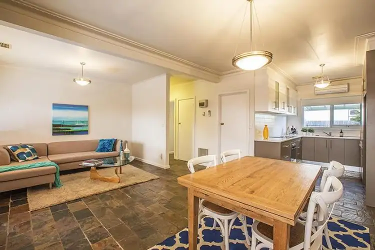 Main view of Homely unit listing, 2/8 Whatley Street, Carrum VIC 3197