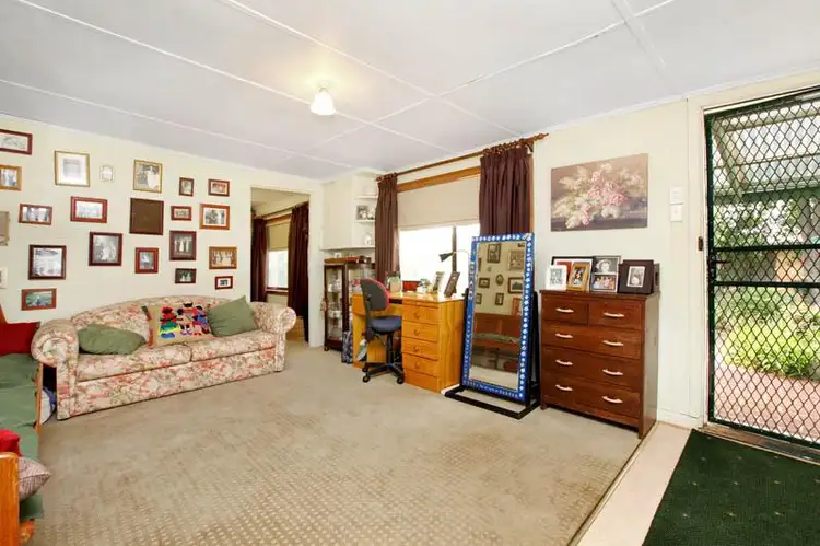 Fifth view of Homely house listing, 8 Selwyn Street, Albion VIC 3020