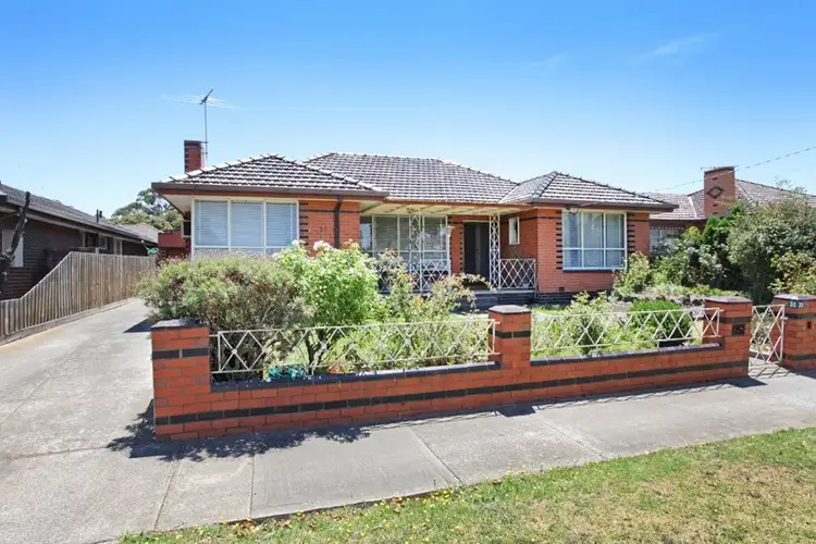 35 Tudor Road, Sunshine North VIC 3020