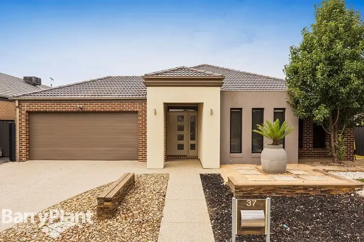 37 Juniper Avenue, Point Cook VIC 3030