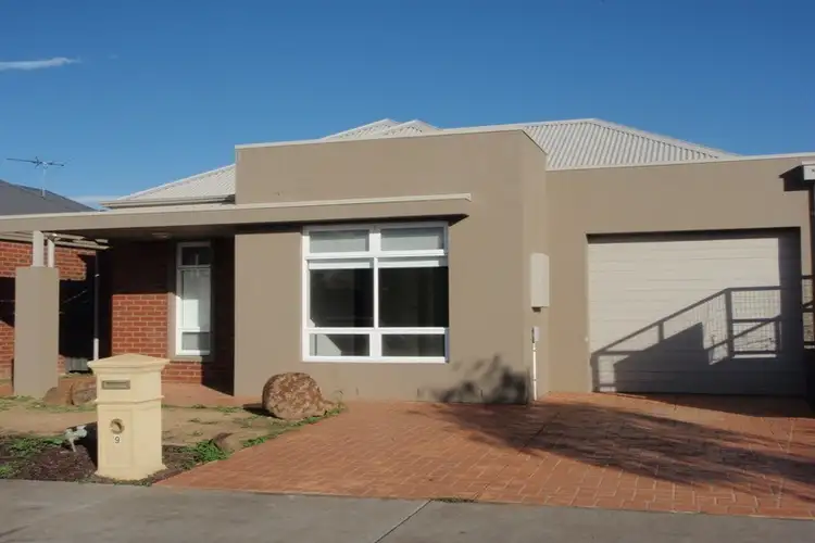 9 Westgarth Road, Mernda VIC 3754