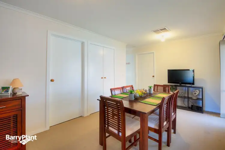 Seventh view of Homely house listing, 24 Temby Close, Endeavour Hills VIC 3802