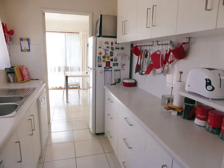 Sixth view of Homely house listing, 1 Calder Court, Horsham VIC 3400