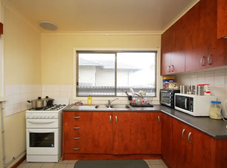 Fifth view of Homely house listing, 14 Colin Court, Broadmeadows VIC 3047