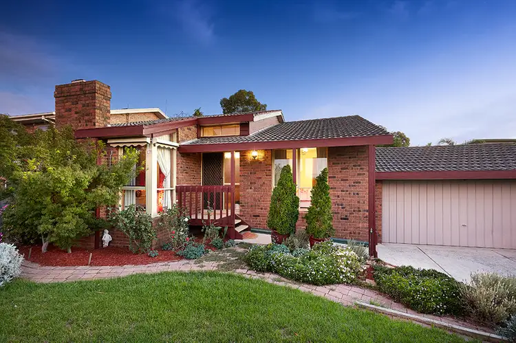19 Selsdon Court, Greensborough VIC 3088