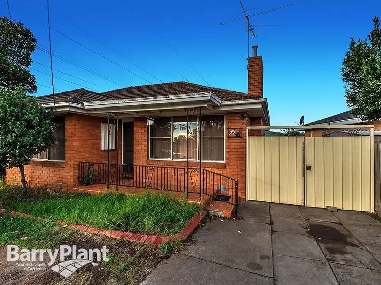 25 Thorndon Drive, St Albans VIC 3021