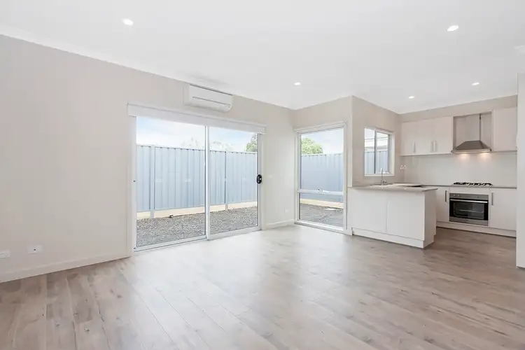 Sixth view of Homely unit listing, 2/31 Walnut Street, Whittlesea VIC 3757