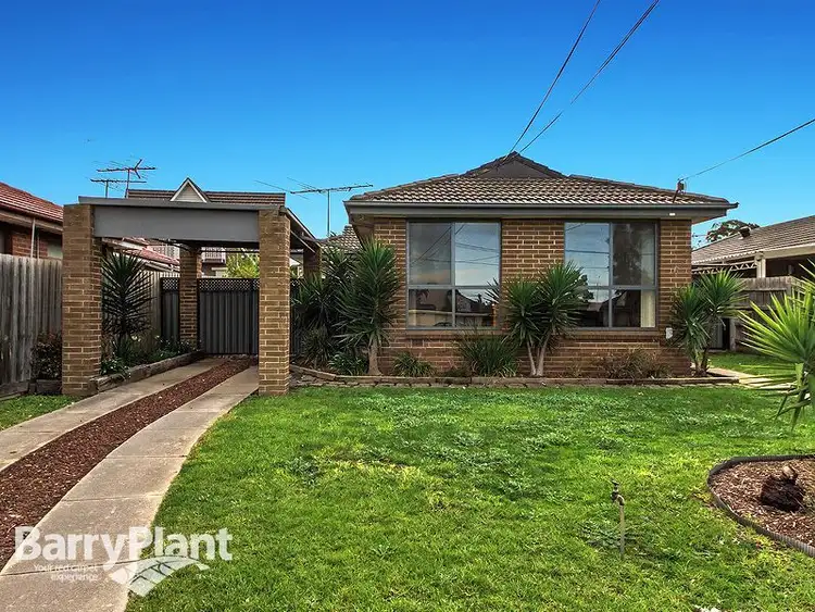 6 Bretton Court, St Albans VIC 3021