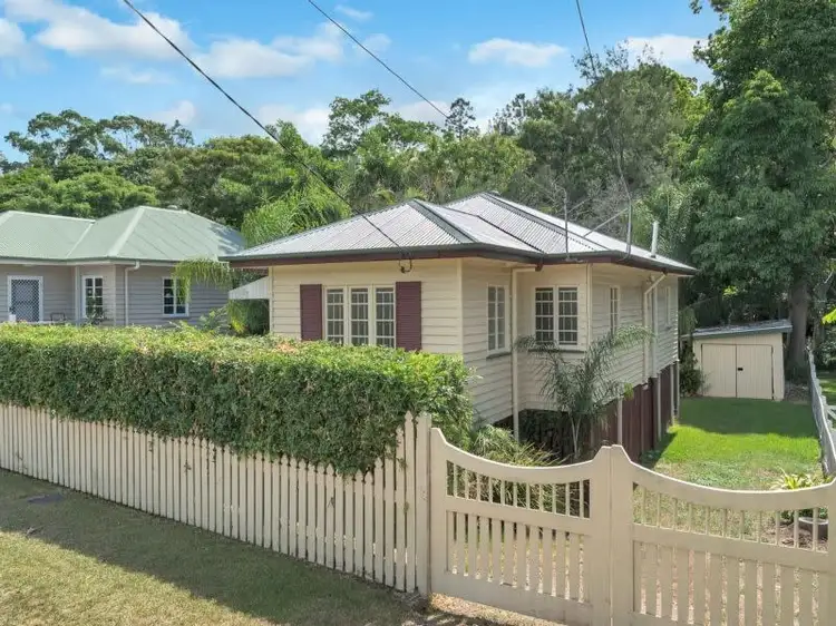 93 Fletcher Parade, Bardon QLD 4065