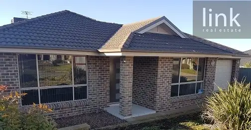 8 Warbler Street, Thurgoona NSW 2640