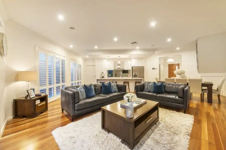 Third view of Homely house listing, 2/6 Hamilton Court, Watsonia North VIC 3087