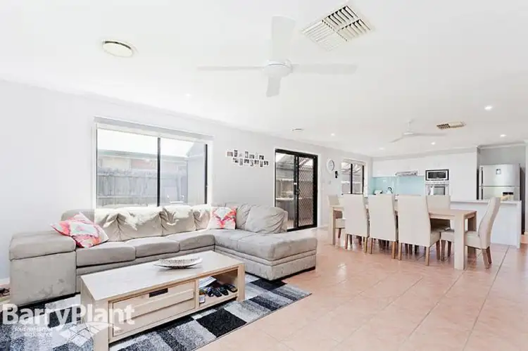 Sixth view of Homely house listing, 2 Kempton Court, Seabrook VIC 3028