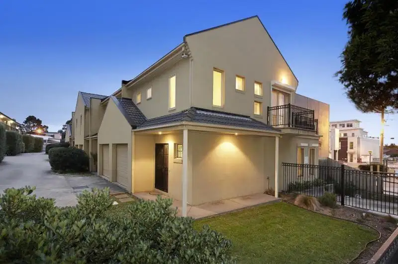 Main view of Homely townhouse listing, 18/87-89 Hotham Street, Preston VIC 3072
