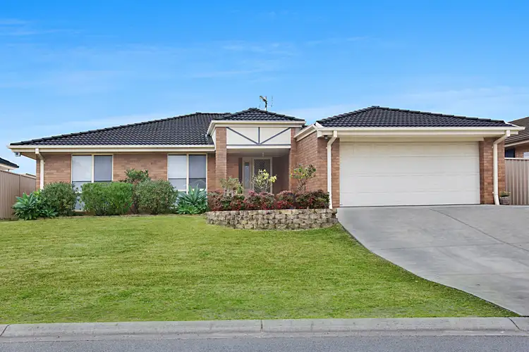 64 Streeton Drive, Metford NSW 2323