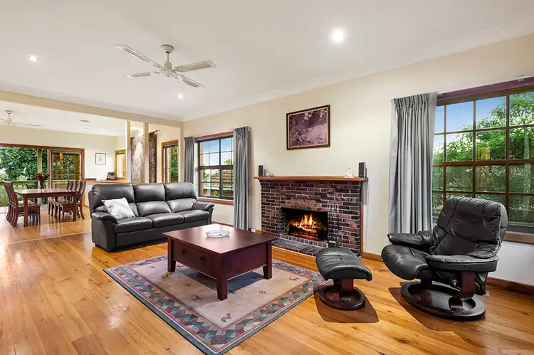 Second view of Homely house listing, 38 Grandview Grove, Rosanna VIC 3084