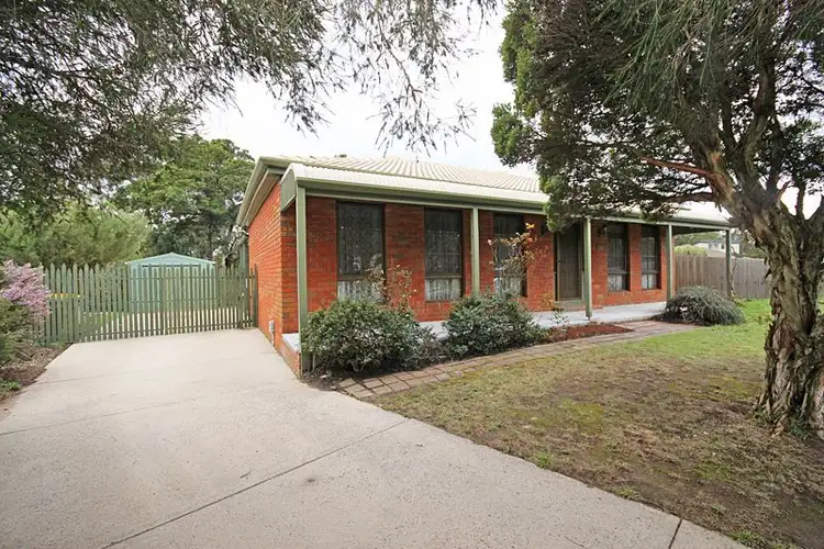 10 Loren Close, Ballarat North VIC 3350