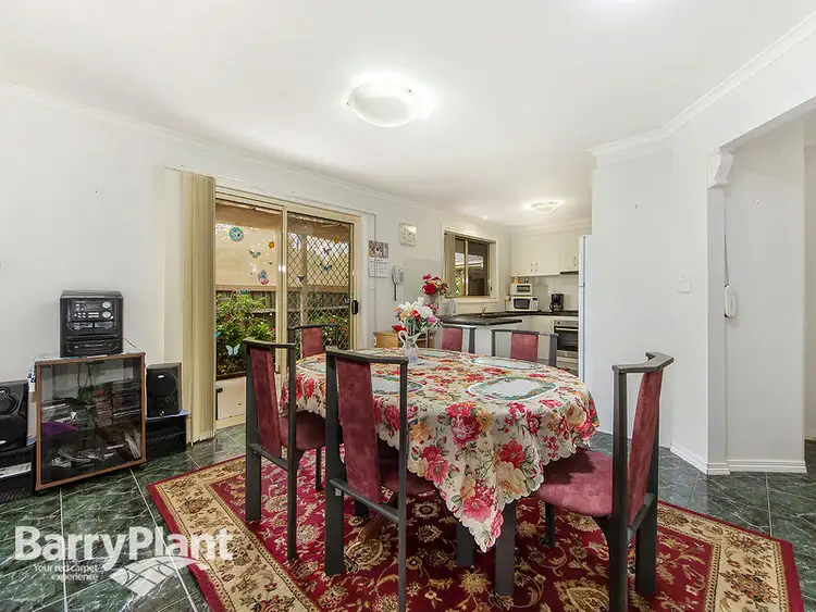 Third view of Homely unit listing, 2/6 Pennell Avenue, St Albans VIC 3021