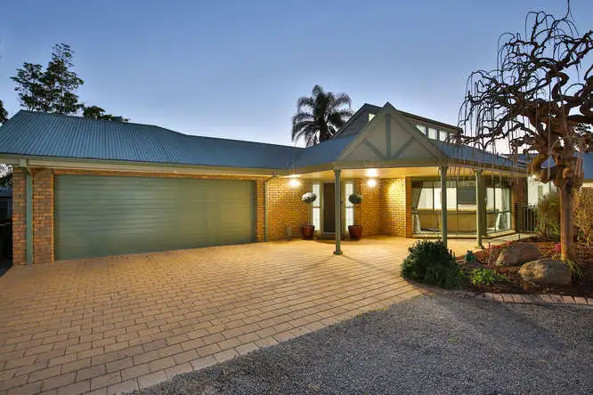 143 Koorlong Avenue, Nichols Point VIC 3501