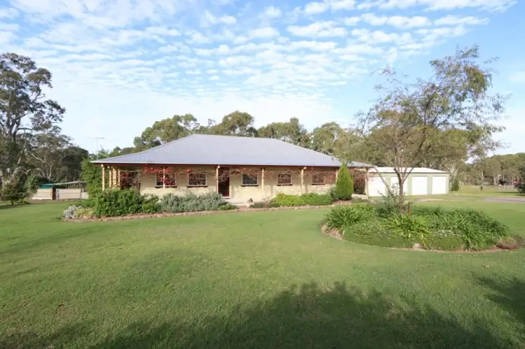 3 Loch Goyle Drive, Woodville NSW 2321