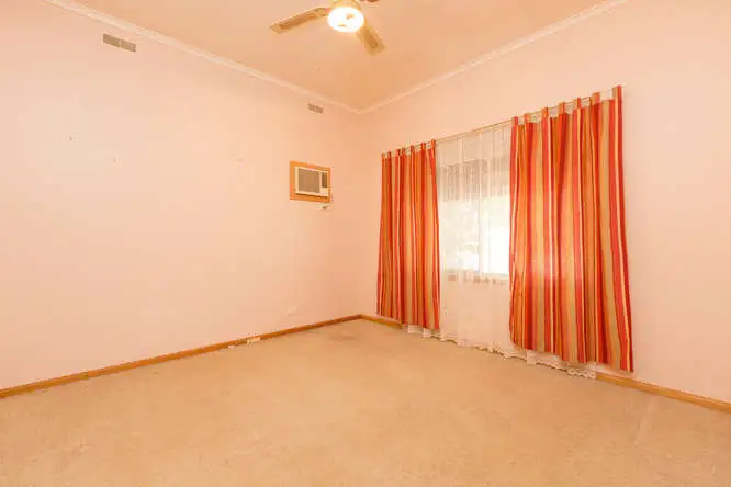 Seventh view of Homely house listing, 73 Jacaranda Street, Red Cliffs VIC 3496