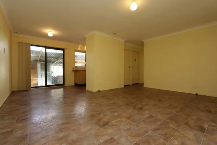 Second view of Homely house listing, 5 Verona Close, Rutherford NSW 2320