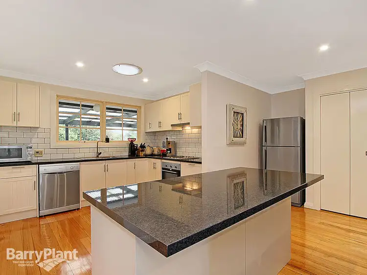 22 Blandford Crescent, Bayswater North VIC 3153