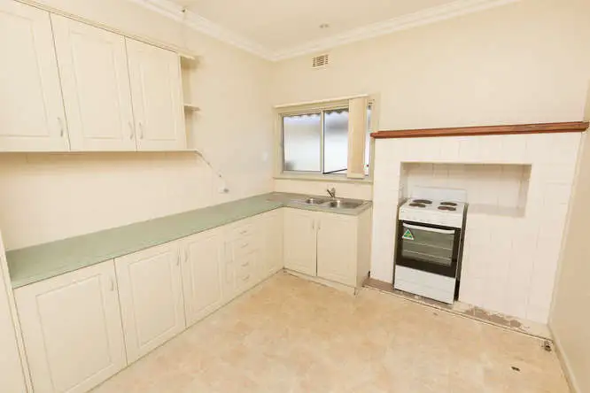 Fourth view of Homely house listing, 13 Twelfth Street, Mildura VIC 3500