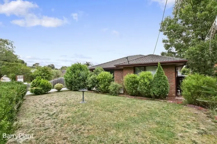 43 Campaspe Drive, Croydon Hills VIC 3136